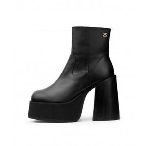 Kaltur 70’s throwback chunky black boots